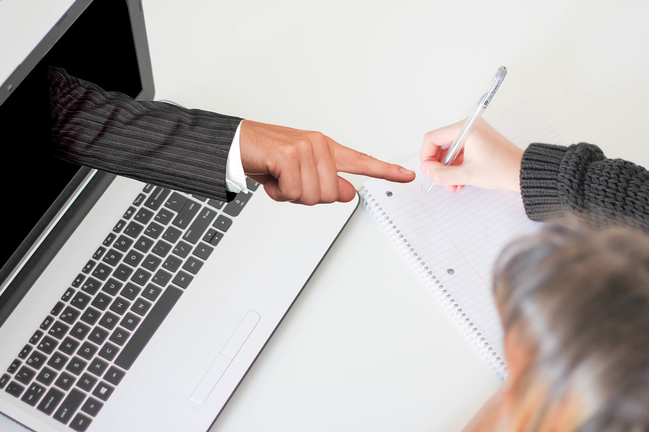 Innovations in Research Training for Early-Career Researchers